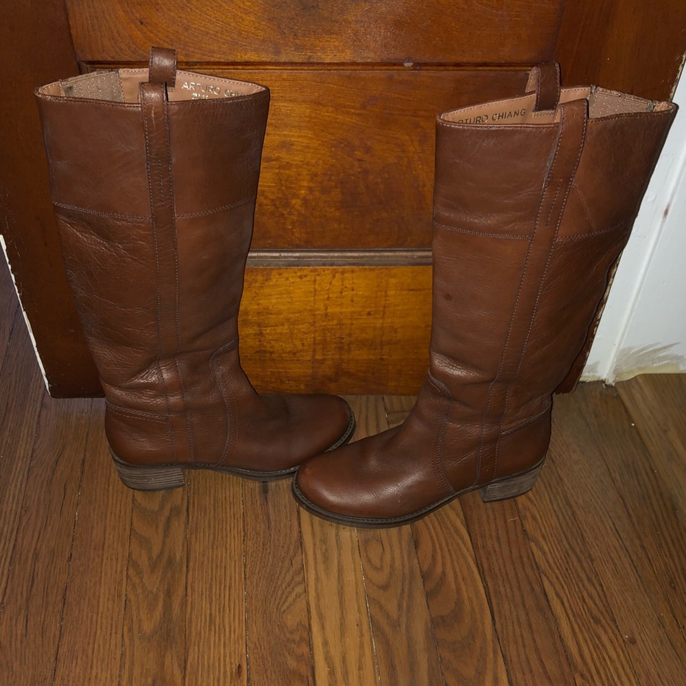 Arturo Chiang brown leather tall boots